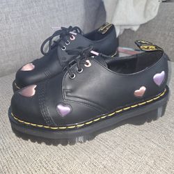 Dr. Martens Womens 1461 Quad Heart Leather Platform Shoe, Black, Size 8