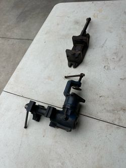 Bench vises great condition good brands