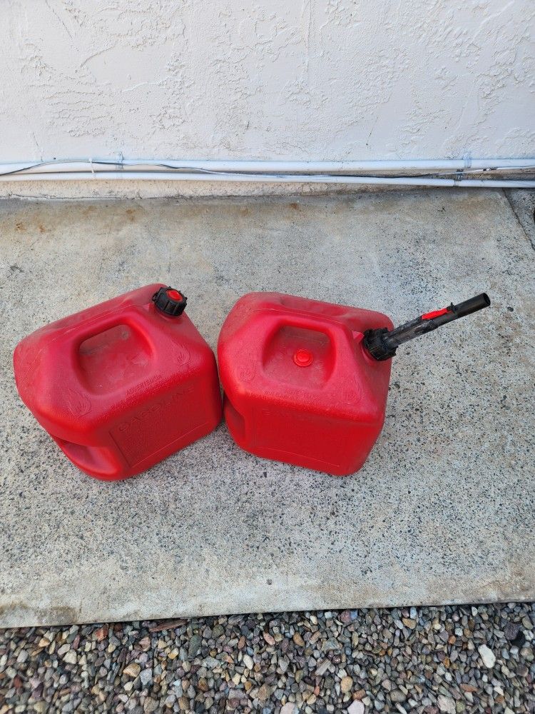 GAS CAN 5 GAL.