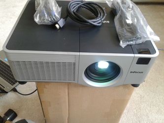 Hitachi projector