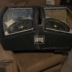 Two Kicker Twelves With A Small Kicker Amp Letting Them Go Cheep Lmk