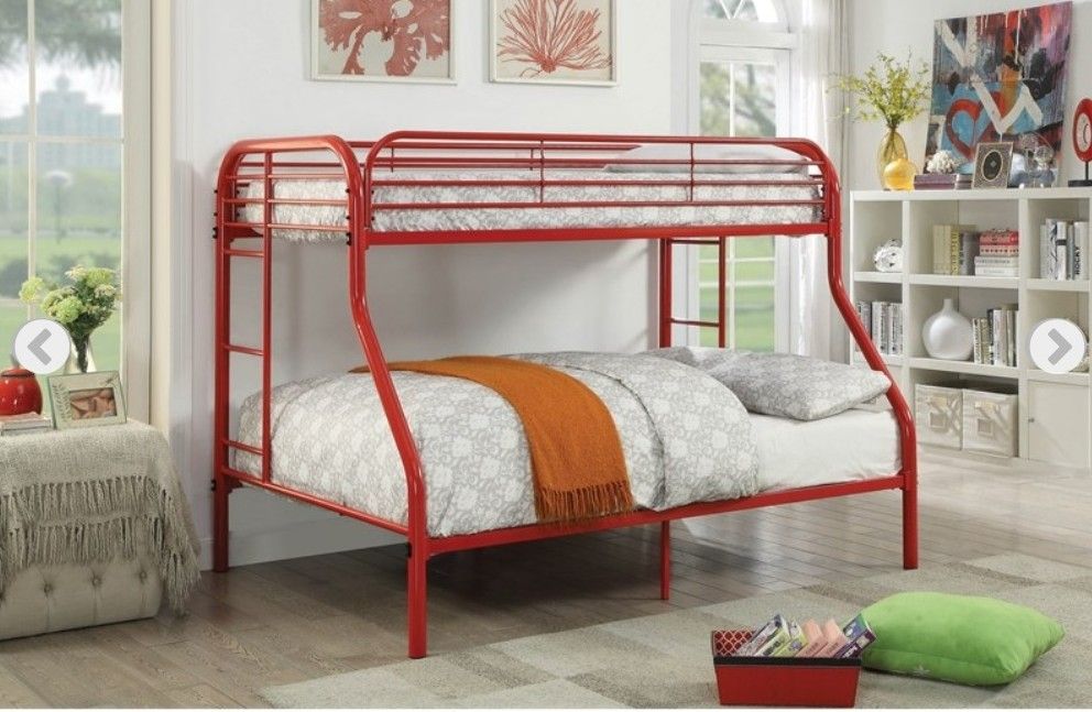 Metal Bunkbed With Full And Twin Bed