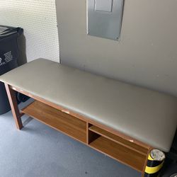 Massage Table 