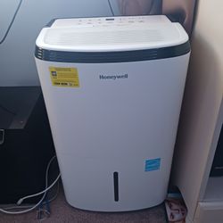 Dehumidifier 