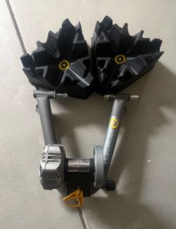 CycleOps Indoor Bike Trainer
