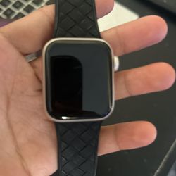 Apple Watch SE