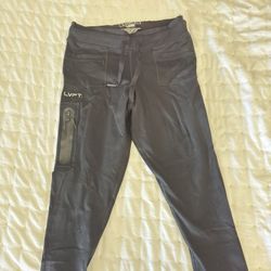 LVFT Women’s Joggers (Large)