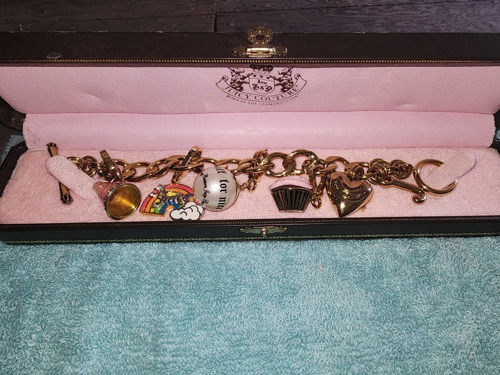 Juicy Couture Charm Bracelet 