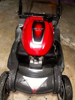 HRX217 *for parts** blown engine*