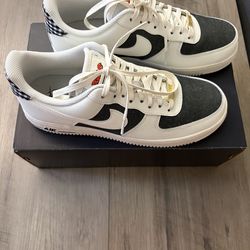 Nike Air Force 1