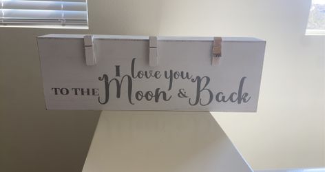 Decor Sign- holds 3 pictures