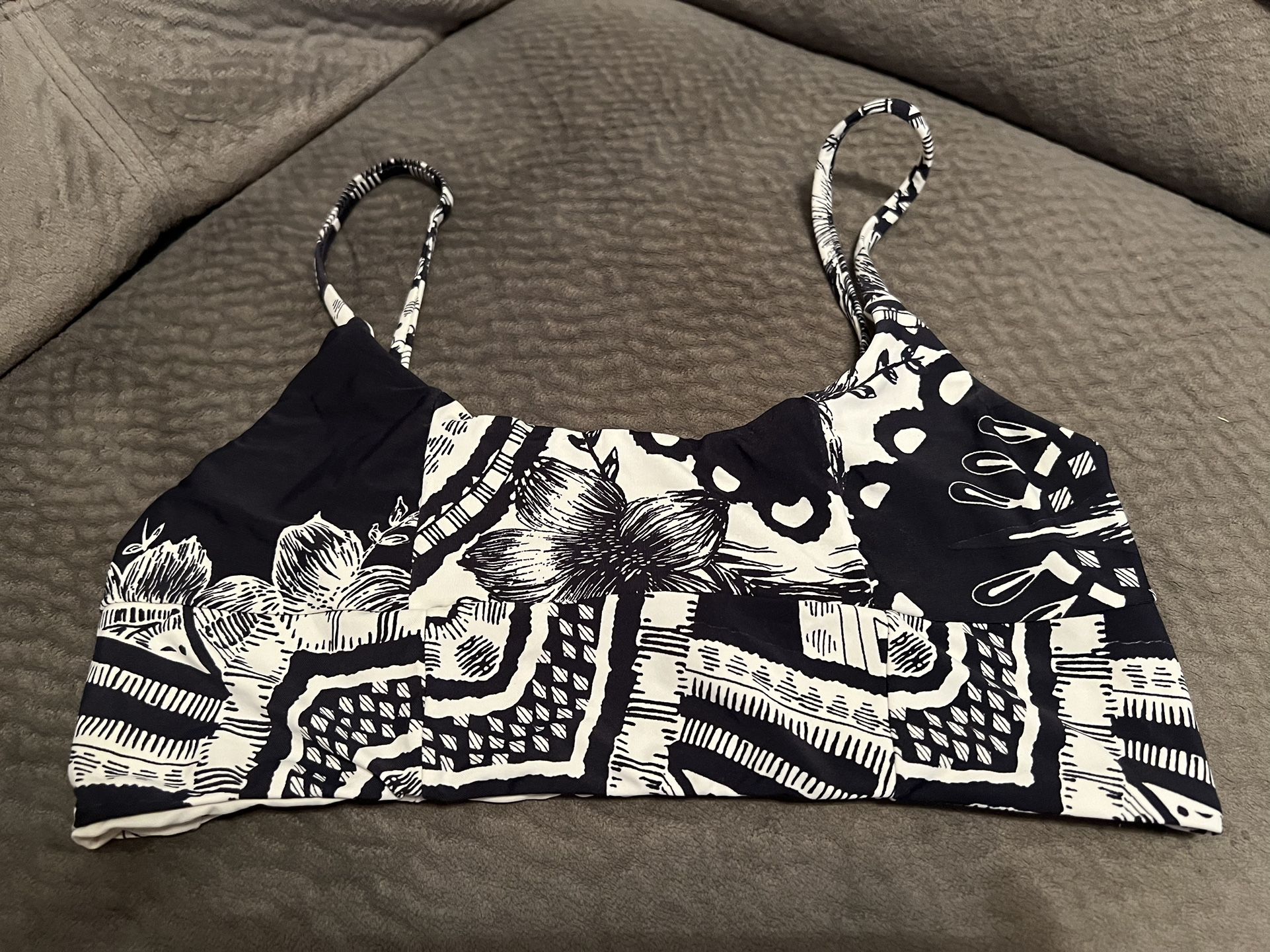 San Lorenzo Bikini Top - Dark Blue - Size M - PICKUP IN AIEA - I DON’T DELIVER