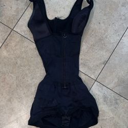 Women’s Faja 