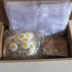 Wedding Guest Thank Youse, Daisy Keychain Silk Bag Gift Tags. Enough For 100 Sets.