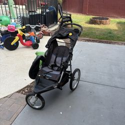Jogging stroller