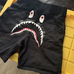 BAPE Shark Sweatshorts 'Black' Size L
