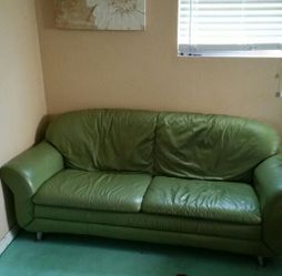 Green Italian leather loveseat xlarge