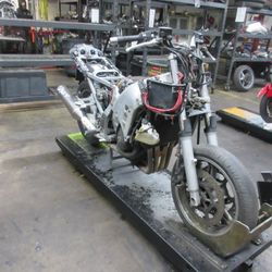 PARTED OUT - 2004 03-05 Yamaha FJR1300 - Motorcycle parts - 000065