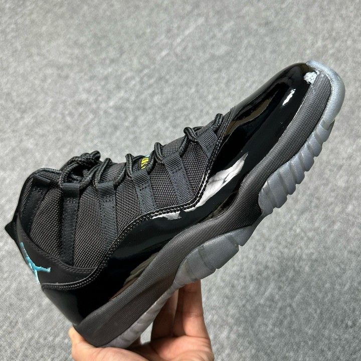 ππ§lπ² π«ππ©lπ² π¨π§ π G@ππΌπ½π€π’ππ€π¬.ππππ‘ Jordan 11 Gamma blue