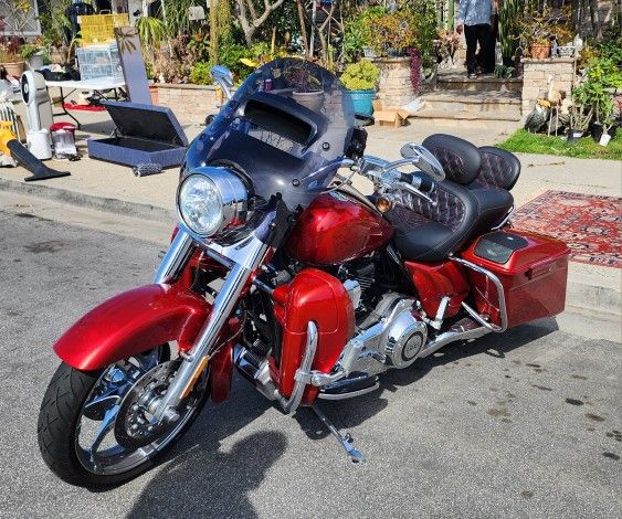 2013 Harley Davidson Road King CVO