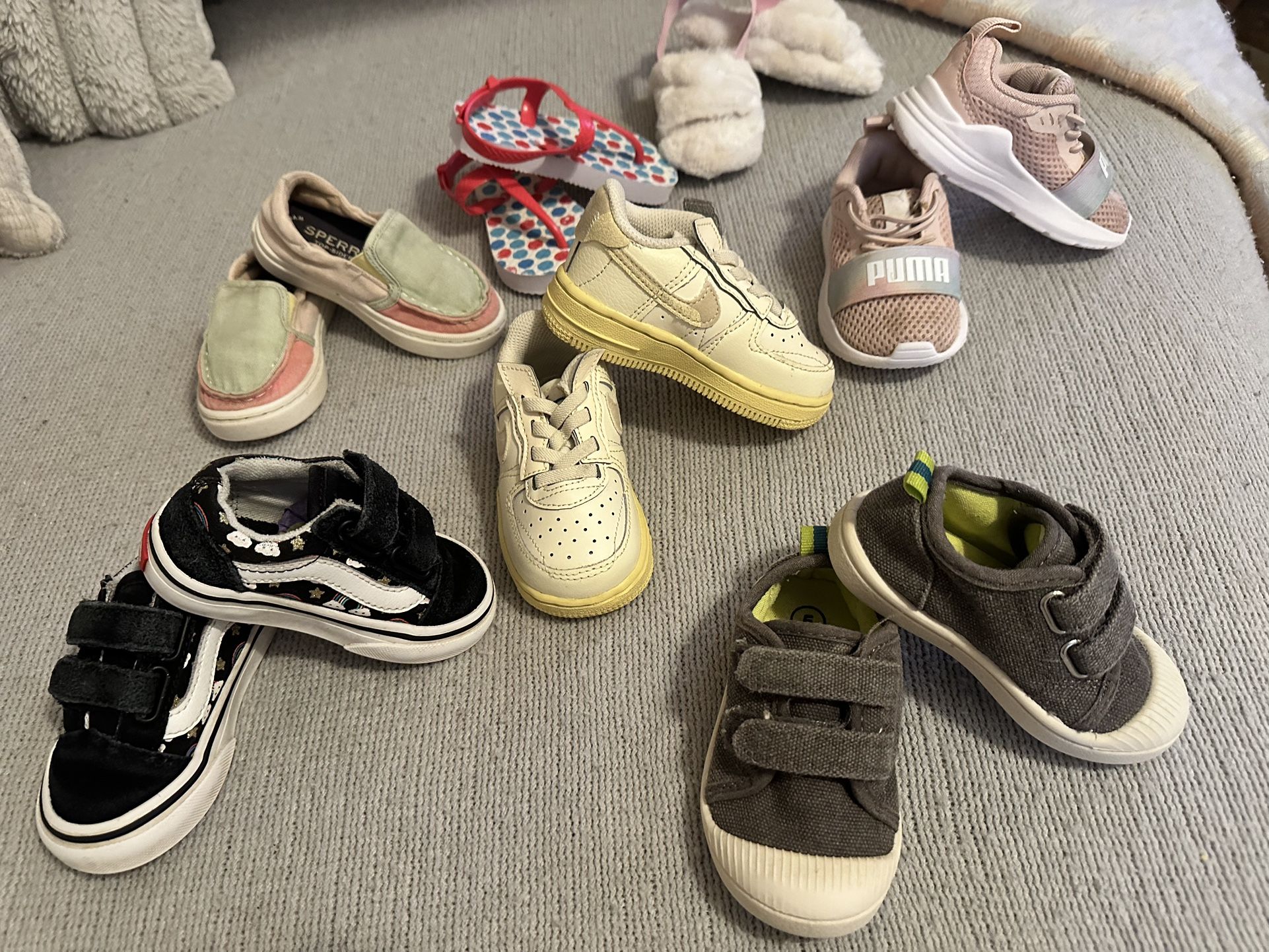 Toddler Girl Shoes Size 5/6
