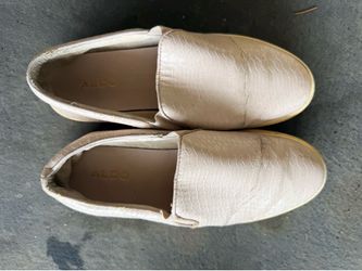 Ecco Slip-On Comfort Shoes – Size 6.5