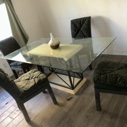 Table And Chairs Free Delivery 
