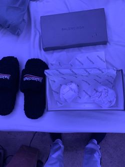 Balenciaga slides size 43