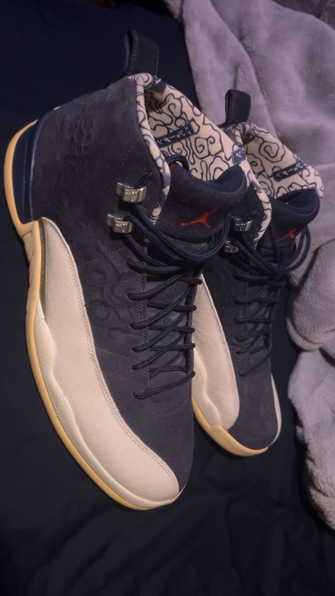 Jordan 12 “International Flight”