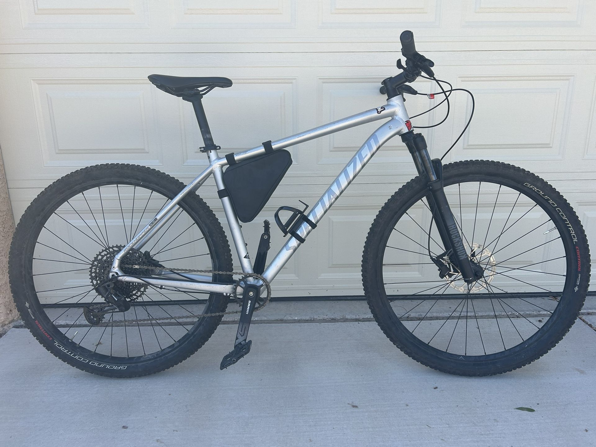 Specialized Rock Hopper Hardtail Bike (XL Frame)