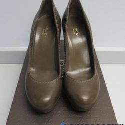 Authentic Gucci Heels With CofA 