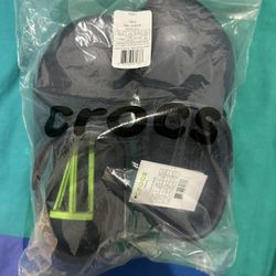 Brand New Crocs Bistro Clogs – Navy (Unisex)