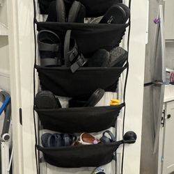 Over the door shoe rack/shoe organizer