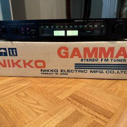 Nikko Gamma 1 Stereo FM Tuner (Like New) 