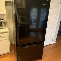 Whirlpool Refrigerator 