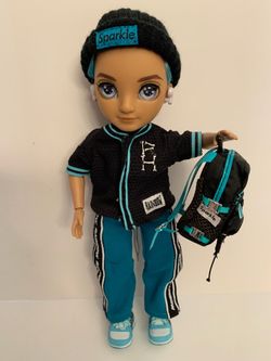 River Kendall Rainbow Junior High Series 1 Doll