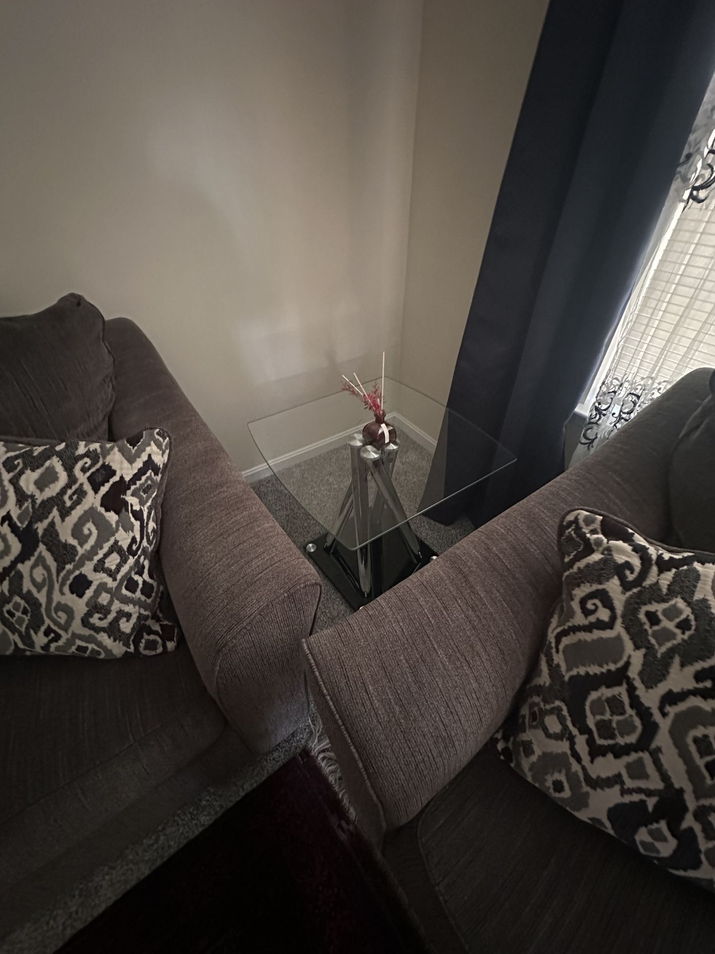 Living room Coutch & Coffee Tablets