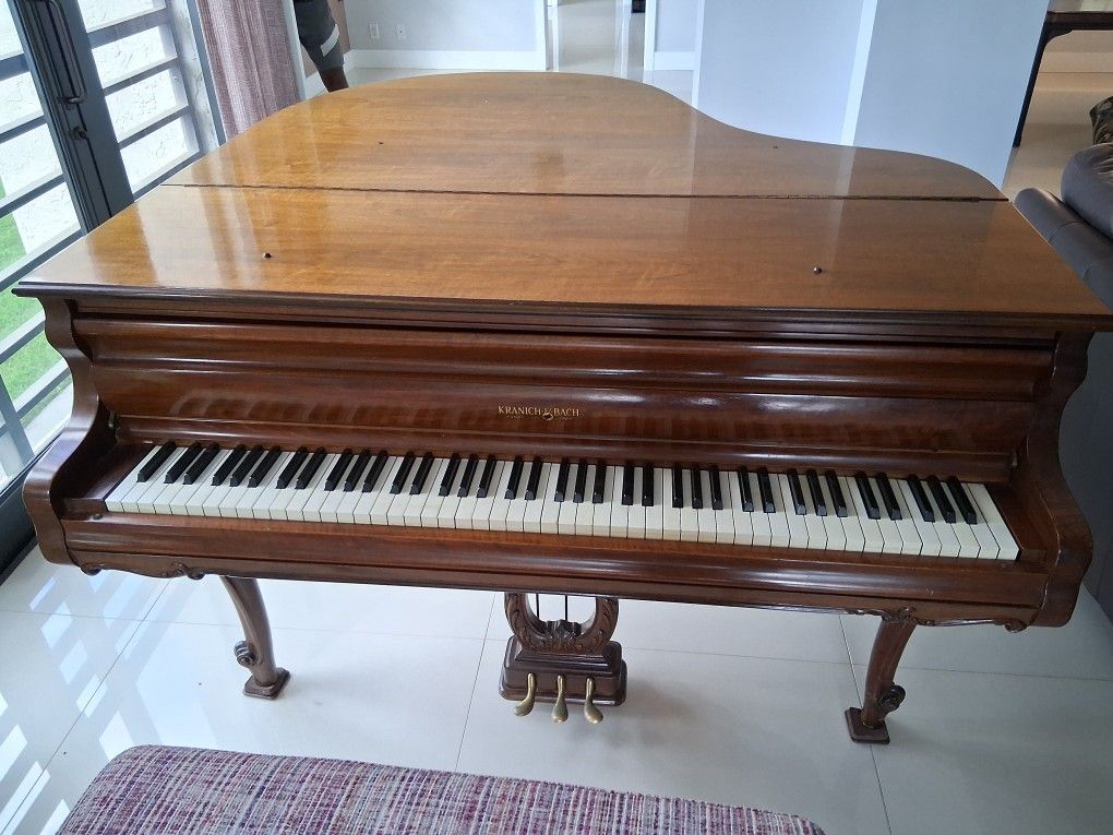 Kranich & Bach Baby Grand Piano