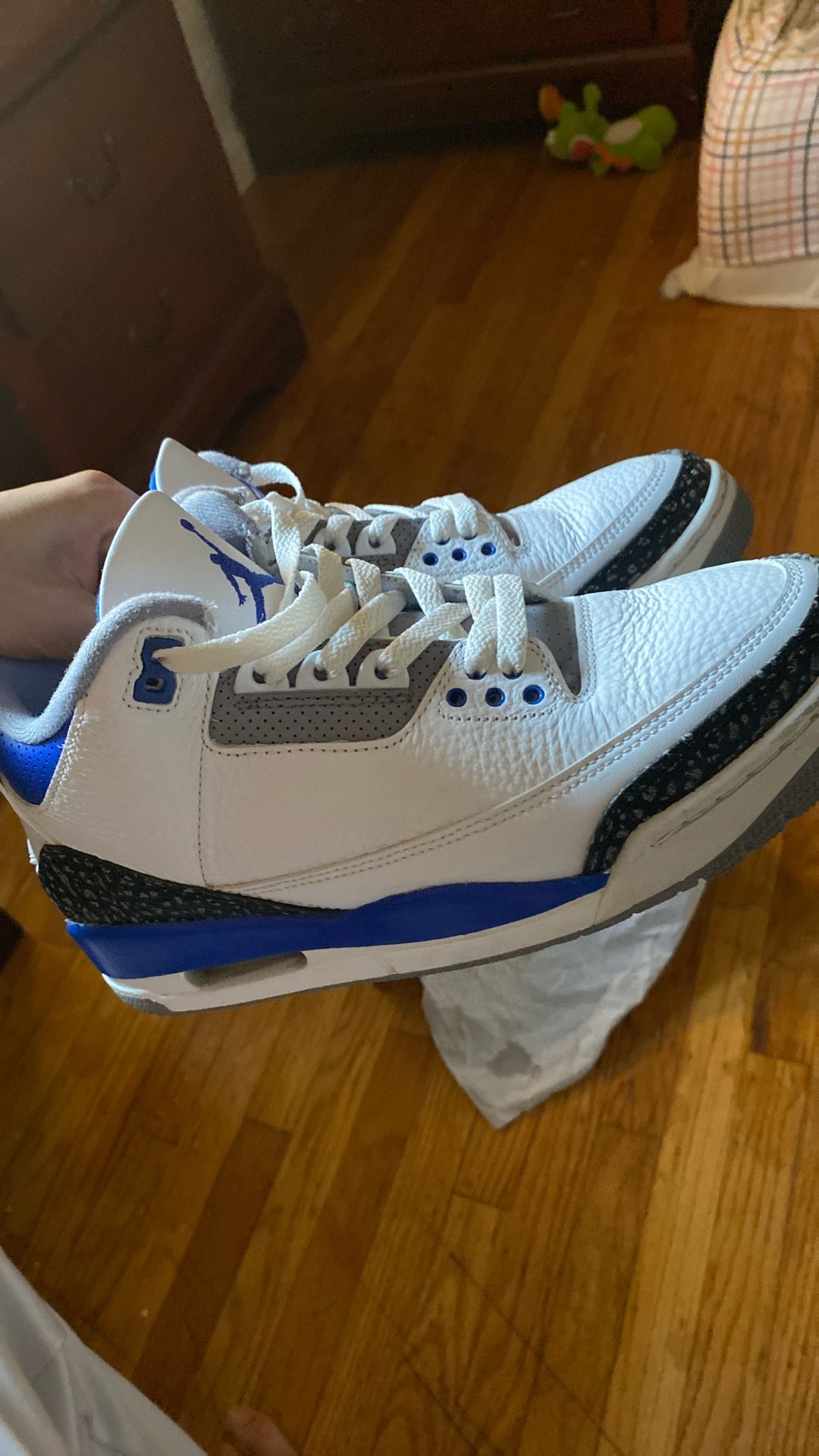 Jordan 3s Retro Blue Size 7.5