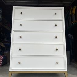 5 Drawer Dresser 