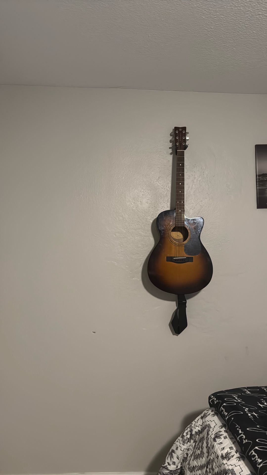 Yamaha Urban Acoustic Guitar