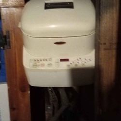 Bread Maker 