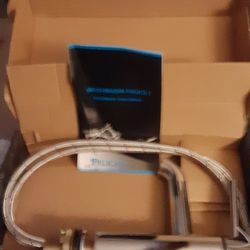Pelican One Hole Faucet 