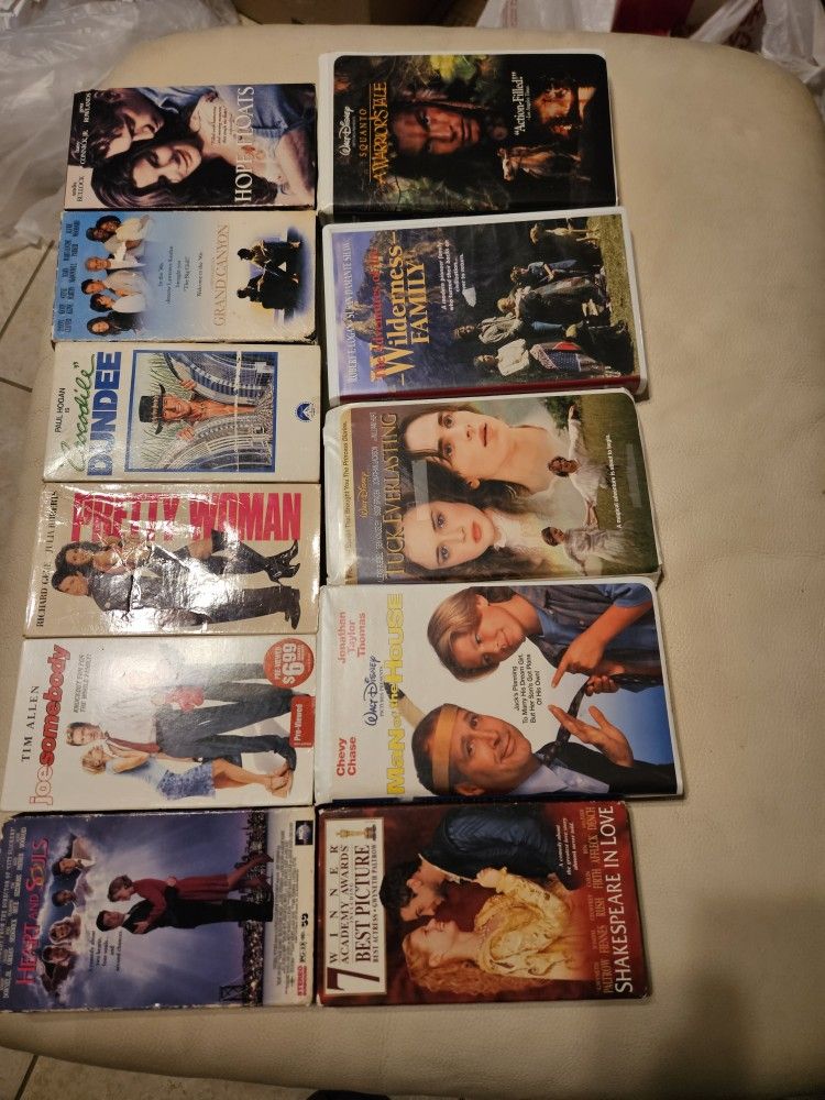 20 VHS POPULAR MOVIES GOOD CONDITION 