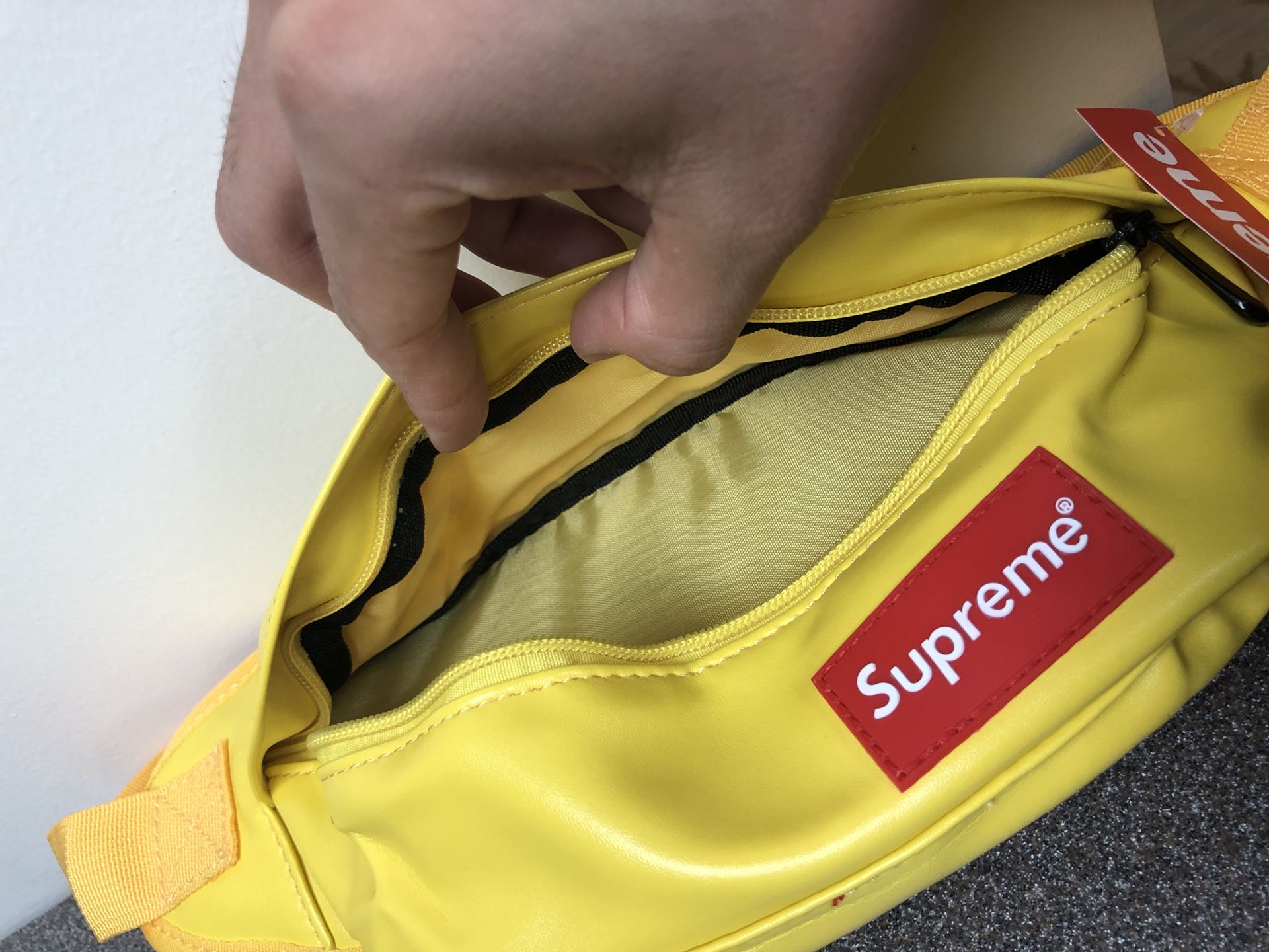 100% Authentic Supreme Waist Bag (FW20) Leopard for Sale in La Habra  Heights, CA - OfferUp