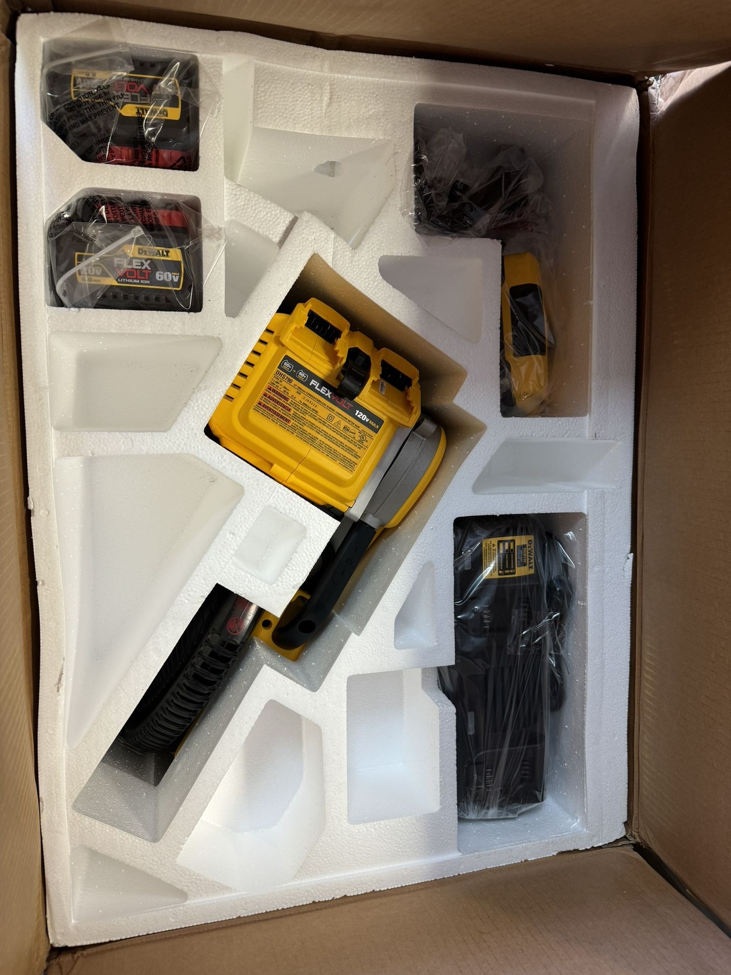 60V Lithium lon 12 in. Cordless Sliding Miter Saw Kit with 9.0Ah Battery Pack