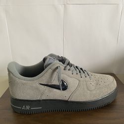 Nike Air Force One Size 9.5