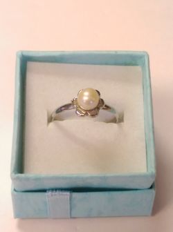 Pearl Ring sz 7