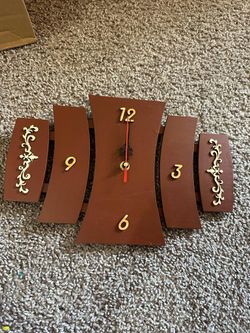 Beautiful Custom Made Clock (HANDMADE FROM REAL WOOD)- Wood Brown