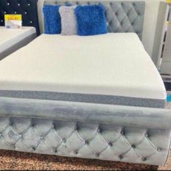 *Now Available*---Gray Velvet Fabric Attractive King Bed Frames---Only $299---Delivery Available💪